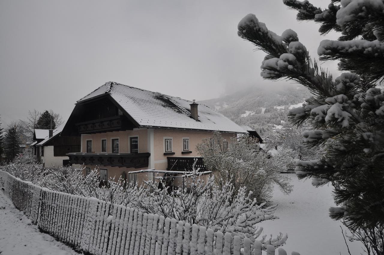 Gasthaus Chalet Mur Санкт Михаел им Лунгау Екстериор снимка