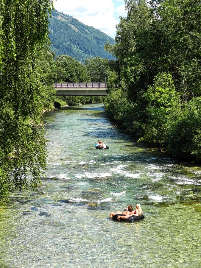 Gasthaus Chalet Mur Санкт Михаел им Лунгау Екстериор снимка